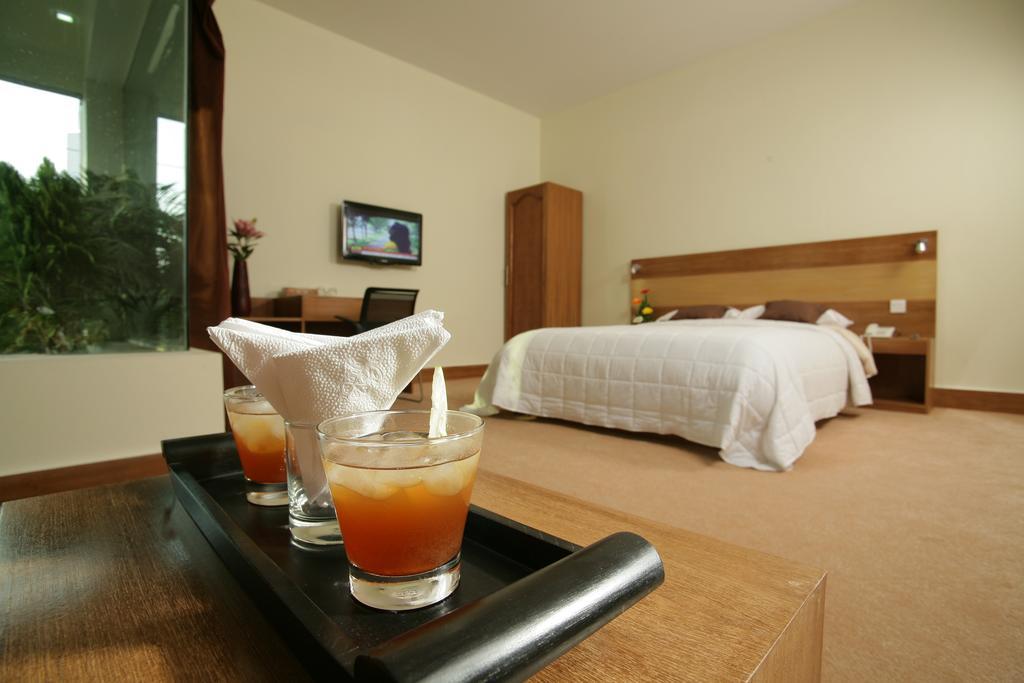 Richmond Hotel & Suites Дакка Номер фото