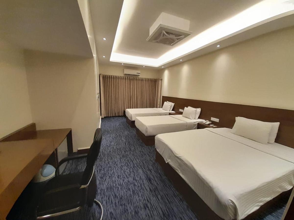 Richmond Hotel & Suites Дакка Экстерьер фото